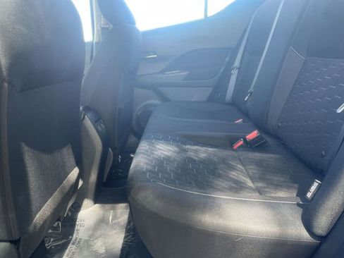 Used 2021 Nissan Kicks SV FWD image 21
