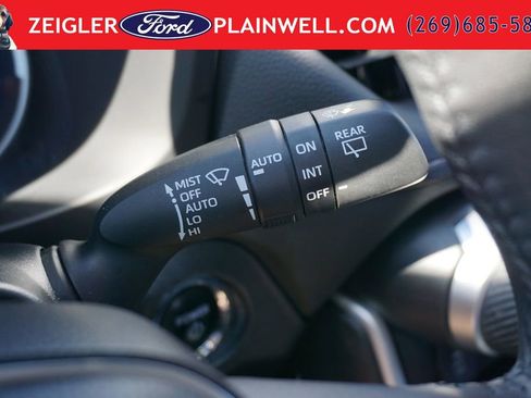 Used 2023 Toyota RAV4 XLE w/ XLE Grade Weather Package AWD/4WD image 25
