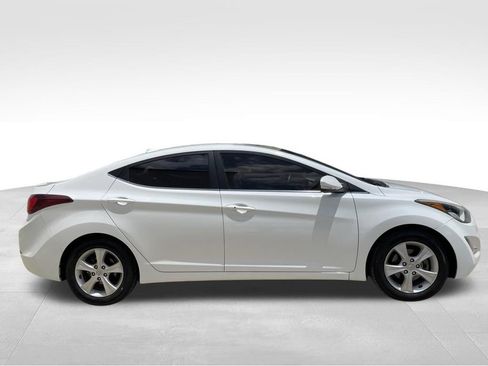 Used 2016 Hyundai Elantra Value Edition FWD image 2