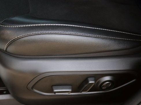 Used 2024 Jeep Grand Cherokee Altitude image 14