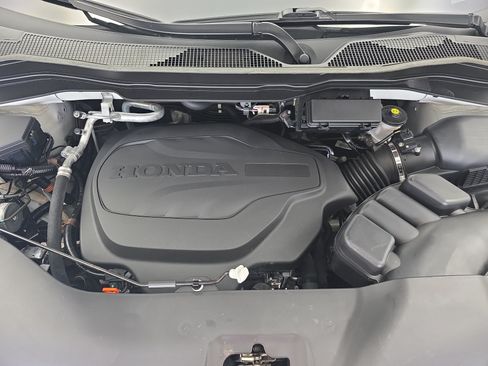 Used 2021 Honda Pilot Elite image 31