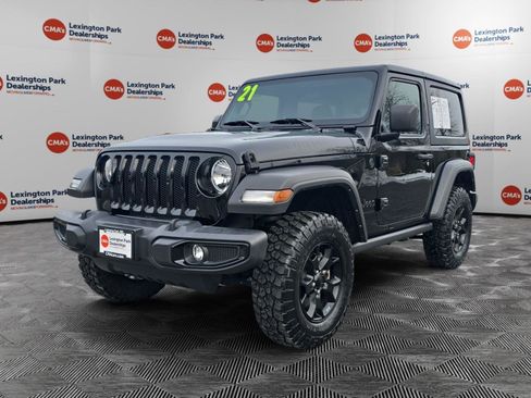 Used 2021 Jeep Wrangler Sport image 3