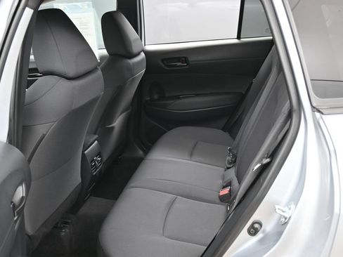Used 2024 Toyota Corolla Cross LE AWD/4WD image 30