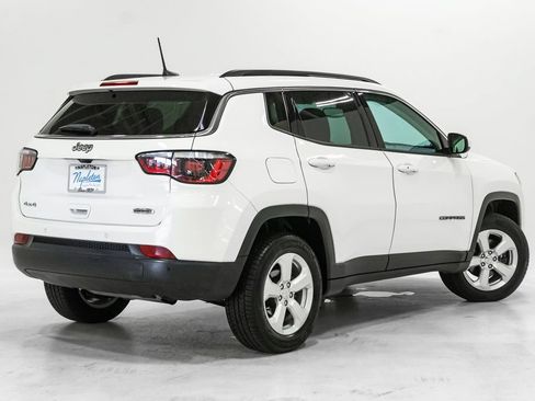 Used 2019 Jeep Compass Latitude w/ Popular Equipment Group AWD/4WD image 30