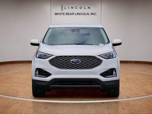 Used 2024 Ford Edge SEL w/ Convenience Package AWD/4WD image 2