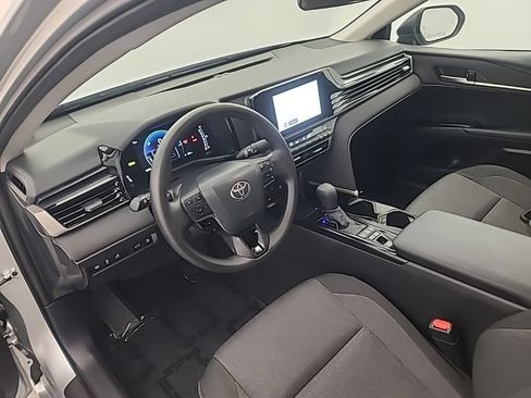 Used 2026 Toyota Camry LE FWD image 25