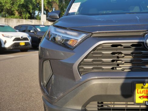 Certified 2024 Toyota RAV4 LE AWD/4WD image 17