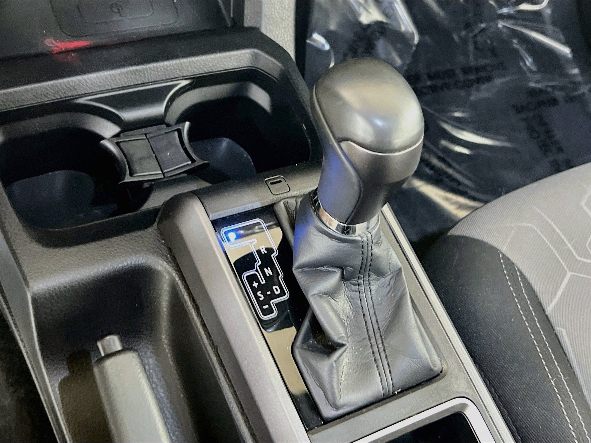 Used 2023 Toyota Tacoma TRD Sport AWD/4WD image 16