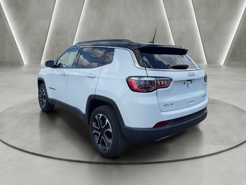 Used 2023 Jeep Compass Limited w/ Sun and Sound Group AWD/4WD image 5