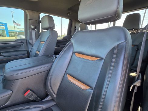 Used 2023 GMC Sierra 1500 AT4 w/ AT4 Premium Package image 19