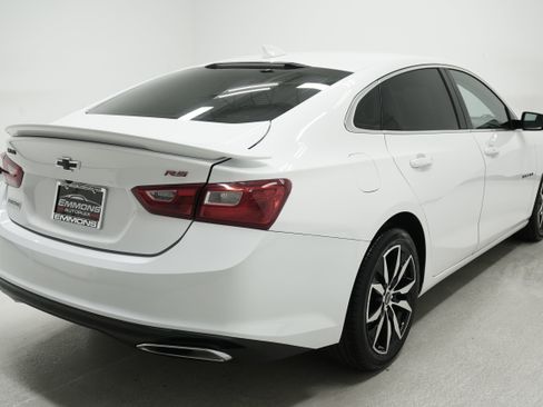 Used 2021 Chevrolet Malibu RS FWD image 4