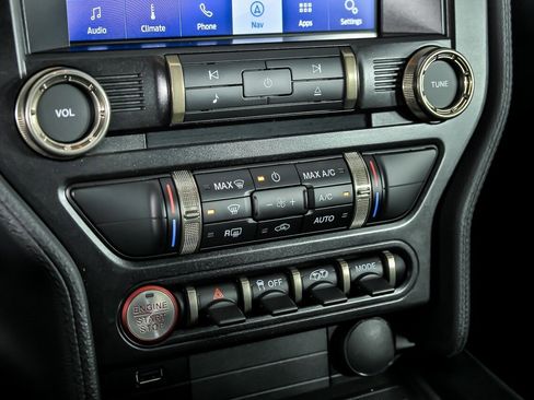 Used 2021 Ford Mustang Shelby GT500 w/ Technology Package image 29