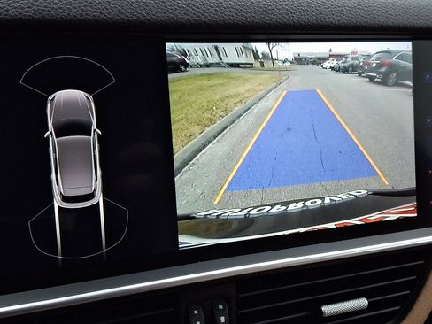 Used 2019 Porsche Cayenne image 19