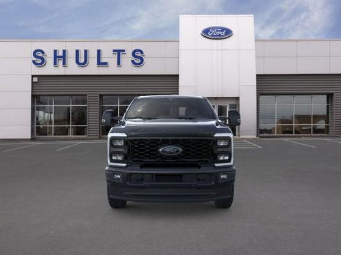 New 2026 Ford F250 Lariat w/ Black Appearance Package image 6