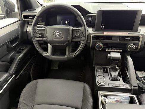 New 2026 Toyota Tacoma SR5 image 31