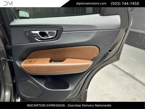 Used 2022 Volvo XC60 T8 Inscription Expression AWD/4WD image 26