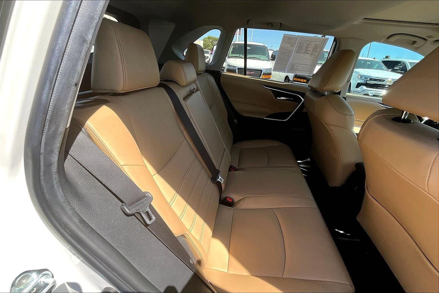 Used 2023 Toyota RAV4 XLE Premium FWD image 25