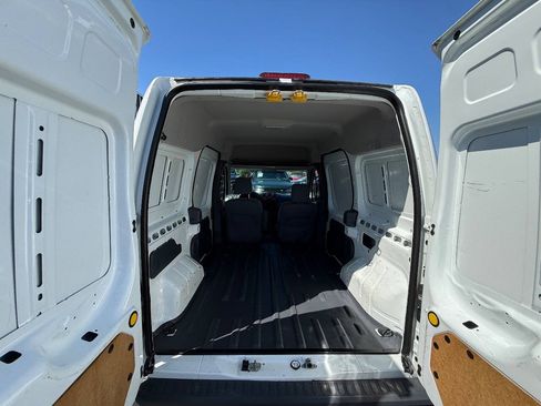 Used 2013 Ford Transit Connect XL FWD image 15
