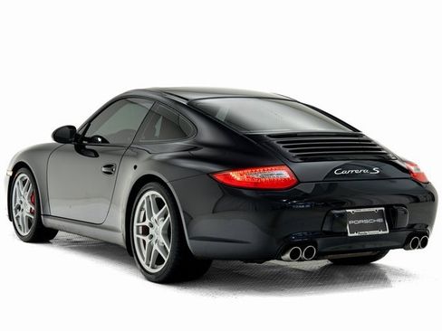 Used 2011 Porsche 911 Carrera S image 3
