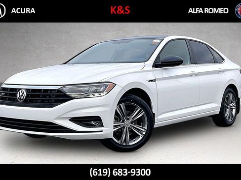 Used 2019 Volkswagen Jetta R-Line w/ R-Line Cold Weather Package FWD image 1