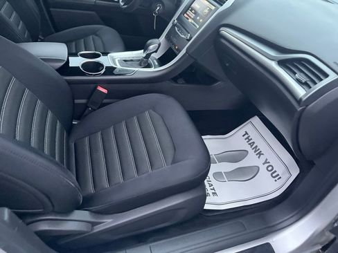 Used 2014 Ford Fusion SE image 28
