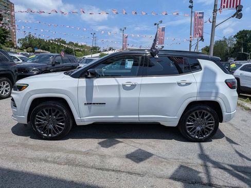 Used 2023 Jeep Compass High Altitude AWD/4WD image 9