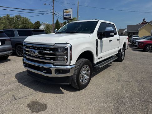 Used 2024 Ford F250 Lariat w/ Chrome Package AWD/4WD image 2