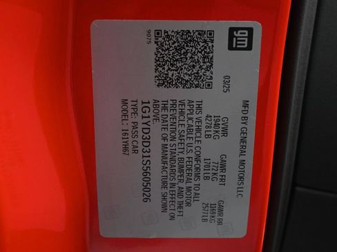 Used 2025 Chevrolet Corvette Z06 RWD image 23