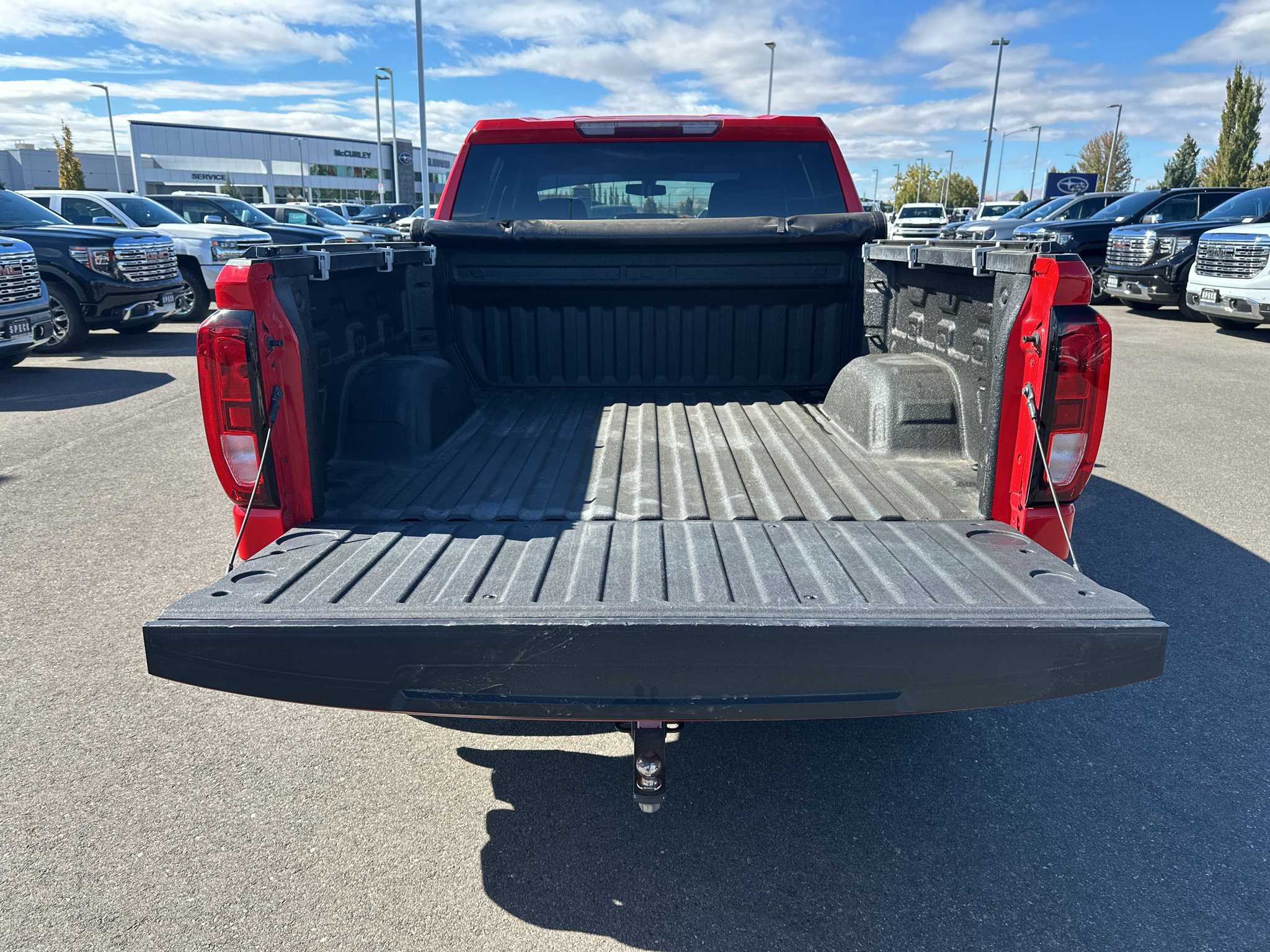 Used 2020 GMC Sierra 1500 Elevation w/ Elevation Value Package AWD/4WD image 13