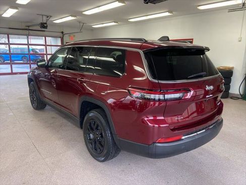 Certified 2023 Jeep Grand Cherokee L Limited w/ Luxury Tech Group II image 10