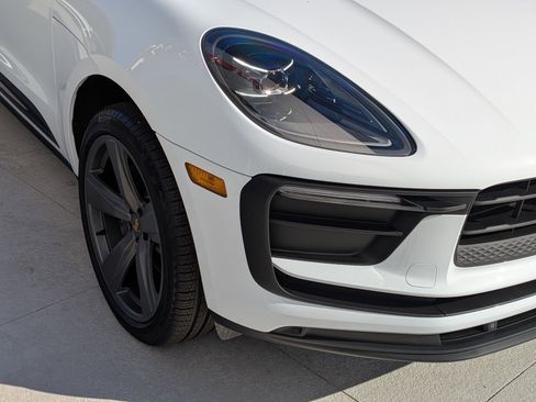 New 2026 Porsche Macan AWD/4WD image 12