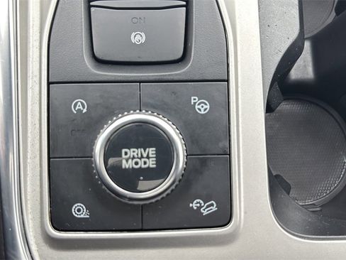 Used 2022 Ford Explorer Platinum w/ Equipment Group 601A image 29