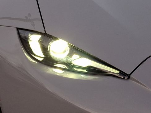 New 2024 MAZDA MX-5 Miata RF Grand Touring image 8