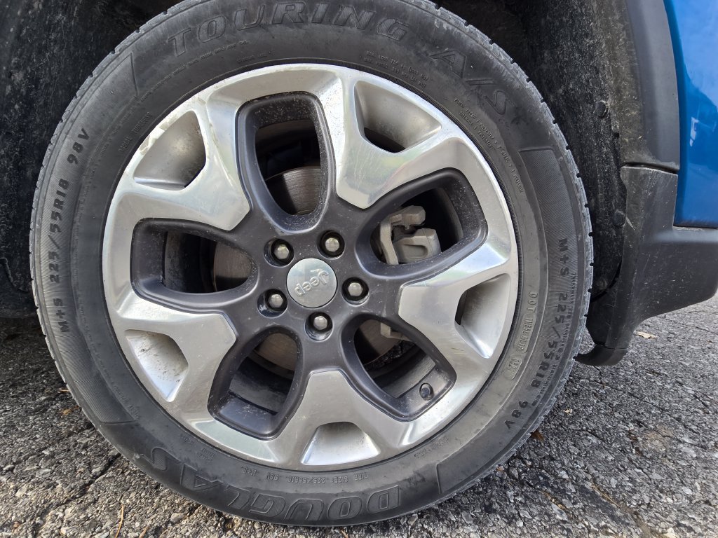Used 2020 Jeep Compass Limited AWD/4WD image 19