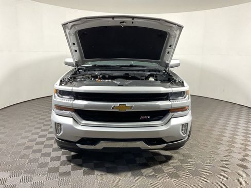 Used 2018 Chevrolet Silverado 1500 LT w/ All Star Edition image 5