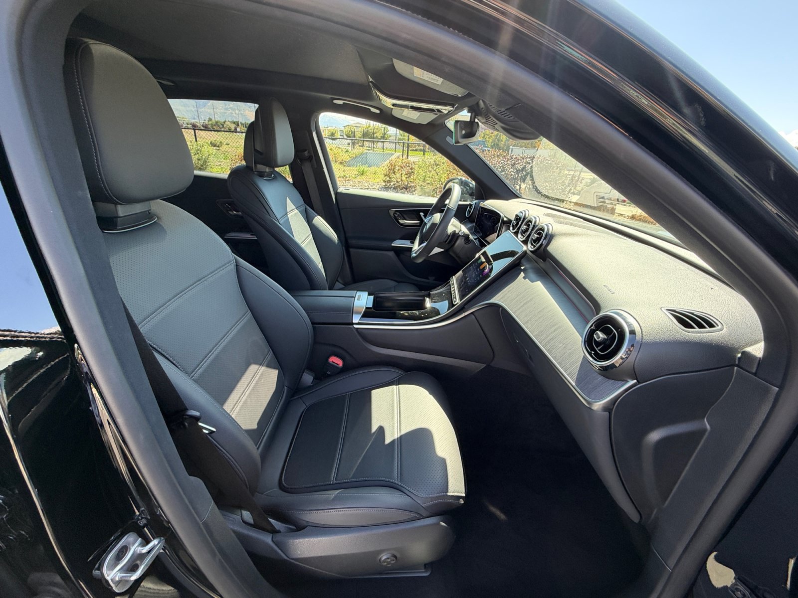 Certified 2026 Mercedes-Benz GLC 300 4MATIC image 19