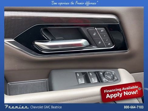 New 2025 GMC Yukon Elevation image 15