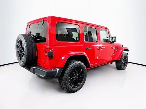 Used 2024 Jeep Wrangler Unlimited Sahara image 7