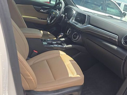 Used 2022 Chevrolet Blazer Premier FWD image 10