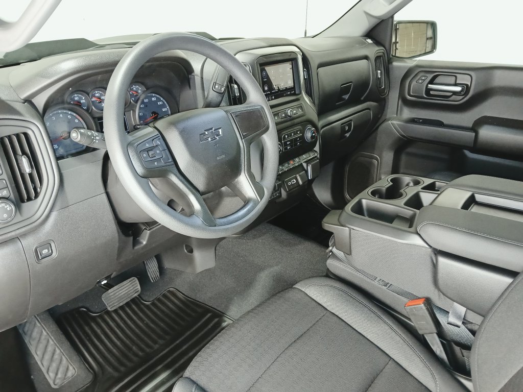 Used 2026 Chevrolet Silverado 1500 Custom Trail Boss w/ Turbomax Blackout Package AWD/4WD image 15