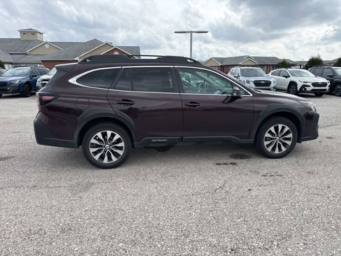 Used 2023 Subaru Outback Limited image 12