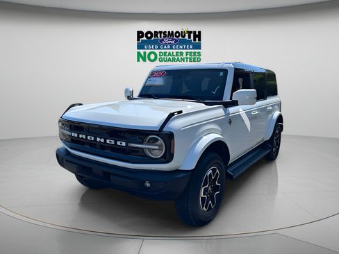 Used 2025 Ford Bronco Outer Banks AWD/4WD image 25