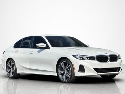 Used 2023 BMW 330i Sedan w/ Premium Package RWD image 7