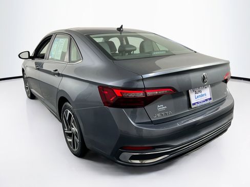 Used 2022 Volkswagen Jetta SEL image 7