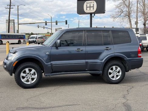Used 2006 Mitsubishi Montero Limited AWD/4WD image 6
