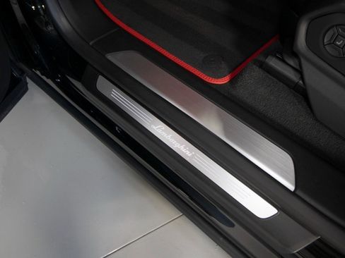 Used 2022 Lamborghini Urus image 34