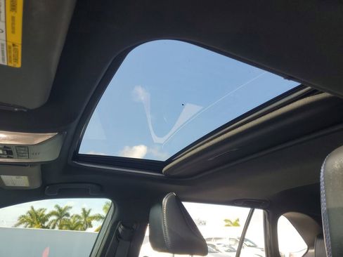 Used 2022 Toyota RAV4 XSE image 18