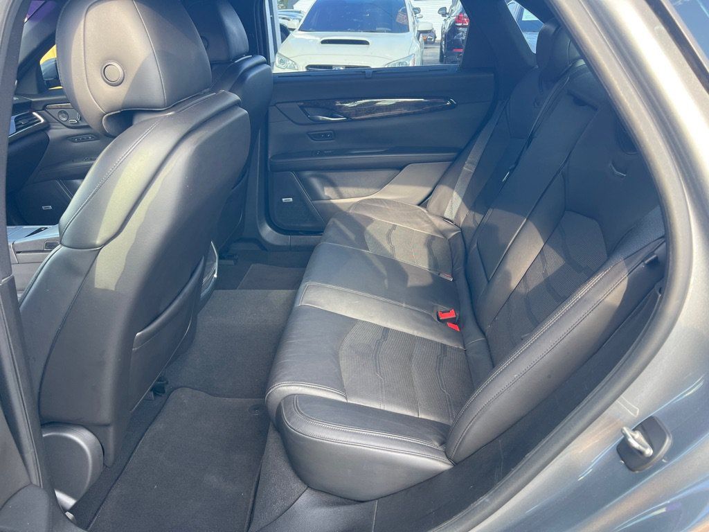 Used 2018 Cadillac CT6 Luxury AWD/4WD image 35