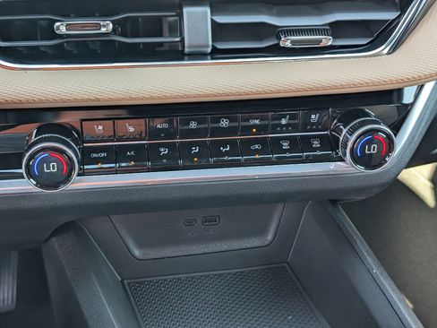 New 2026 Chevrolet Equinox ACTIV image 28