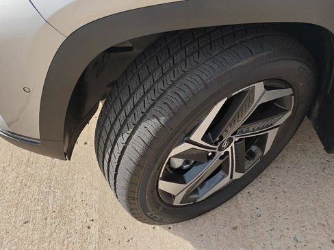 Used 2023 Hyundai Tucson Limited AWD/4WD image 24